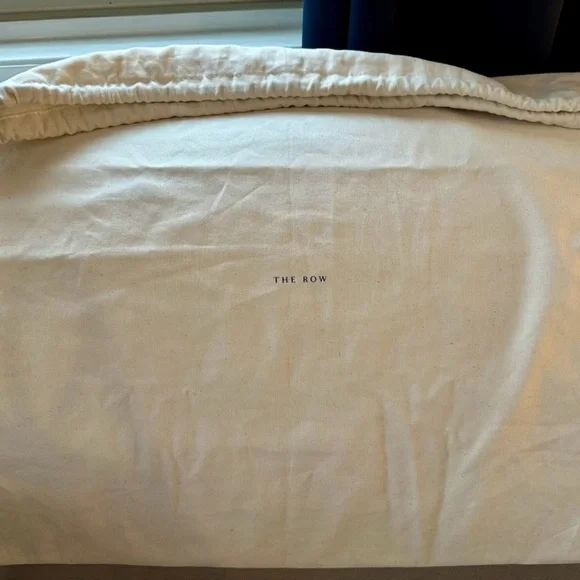 The Row Carryall 14 in Ecru leather - Picture 13 of 17